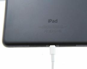Зарядное устройство для iPad, модификации